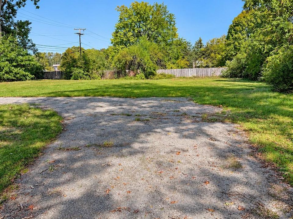 23846 Lillian St, photo 5