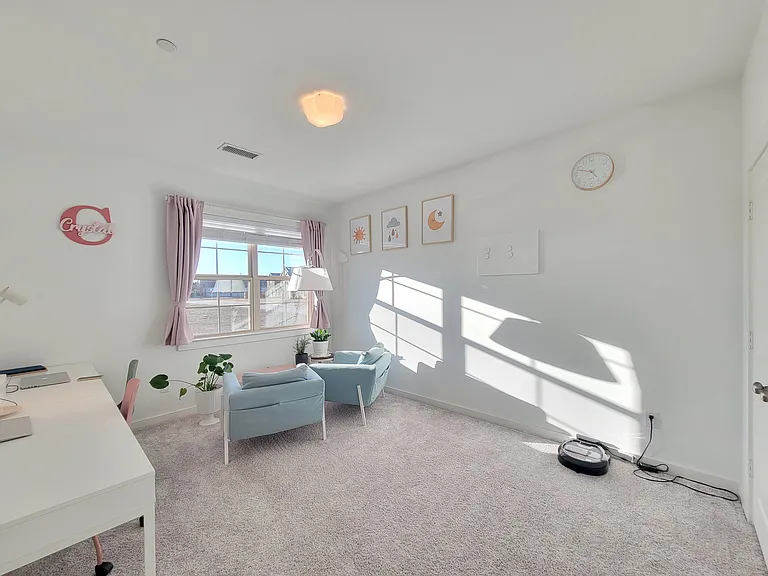 3913 Crown Ave — Photo 22