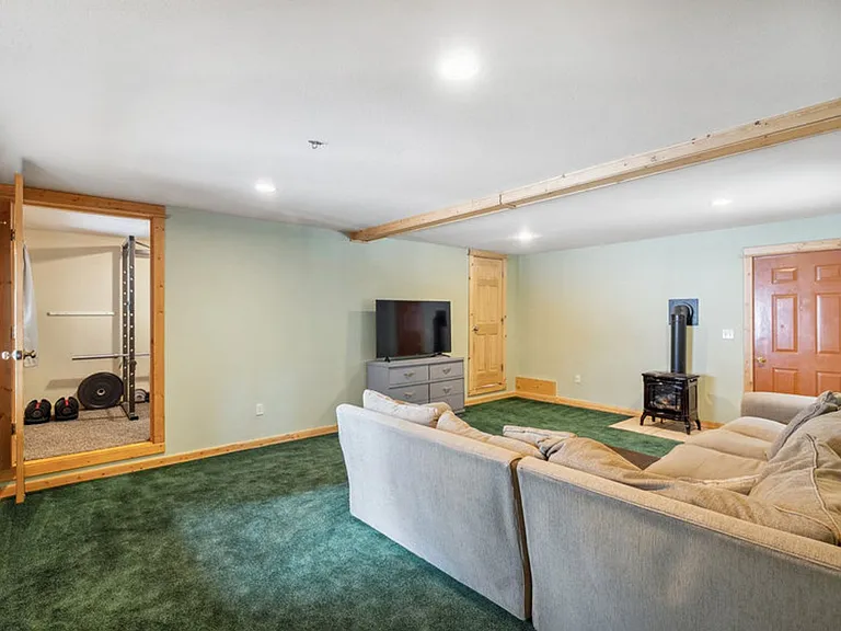 10694 Laurelwood Dr — Photo 13