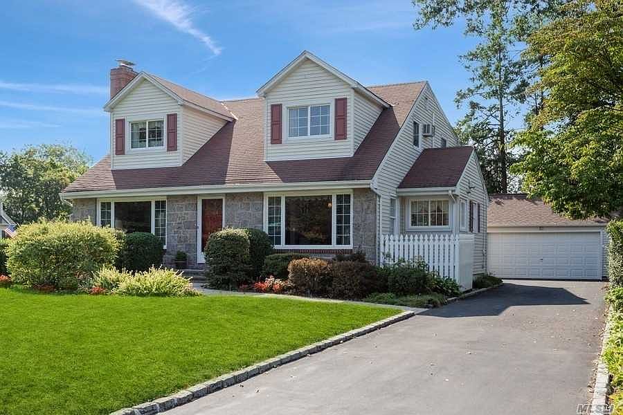 144 Garden St, Garden City, NY 11530 | Zillow