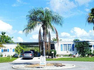 44 7th St E, Nokomis, FL 34275