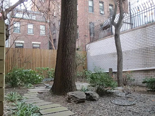 Rented by Sotheby's International Realty | media 61