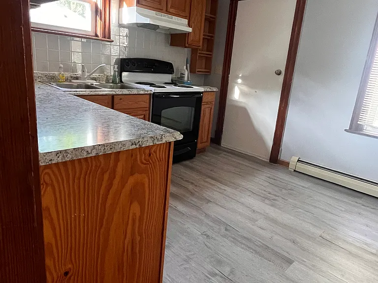 23 Cypress St — Photo 12