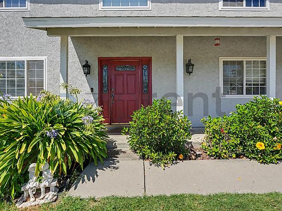 2nd image of 714 Appleton Rd