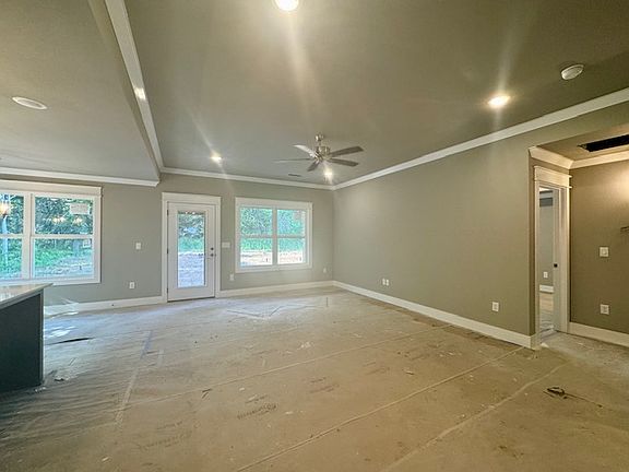 2nd image of 2 Saint Andrews Cir