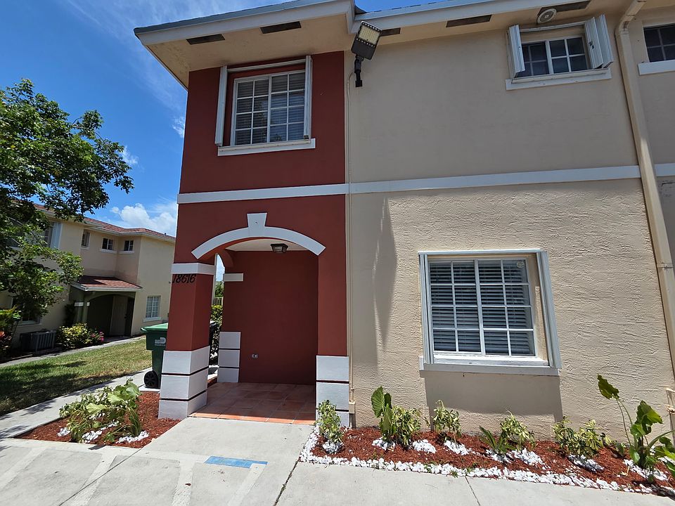 1st image of 18616 SW 100th Ave