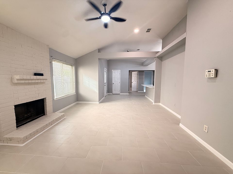 1st image of 6722 Dewcrest Dr