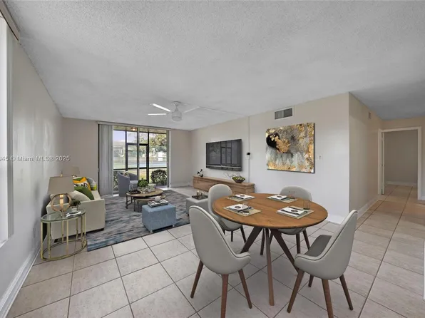 7175 Orange Dr APT 114H, Davie, FL 33314