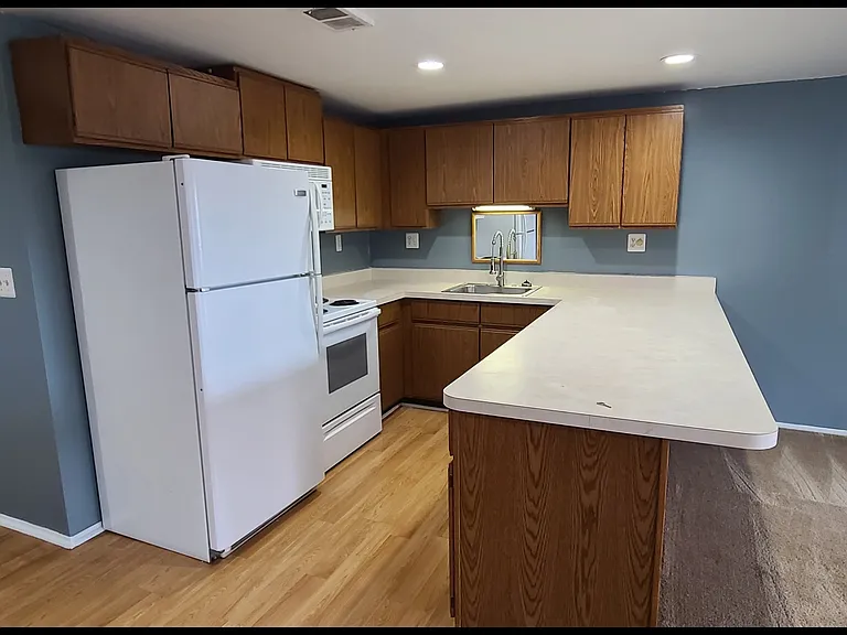 36024 Division Rd #2C — Photo 3