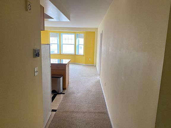 3rd image of 795 8th Ave APT 403