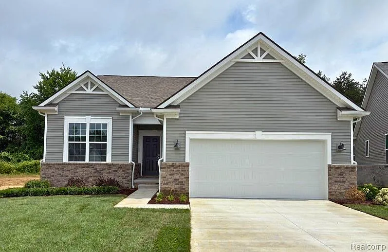 3068 Sheffield Cir photo 1