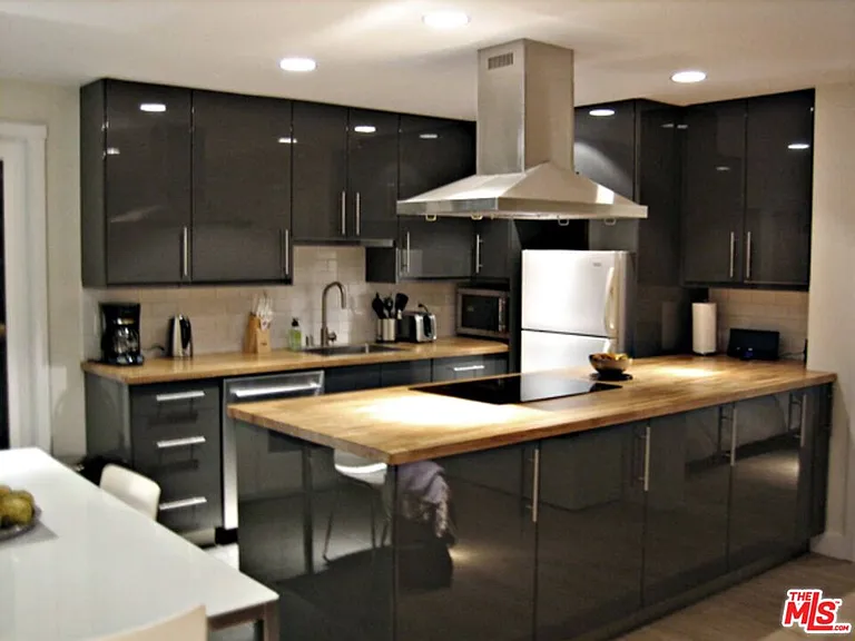 4125 1/2 Huron Ave #1/2 — Photo 1