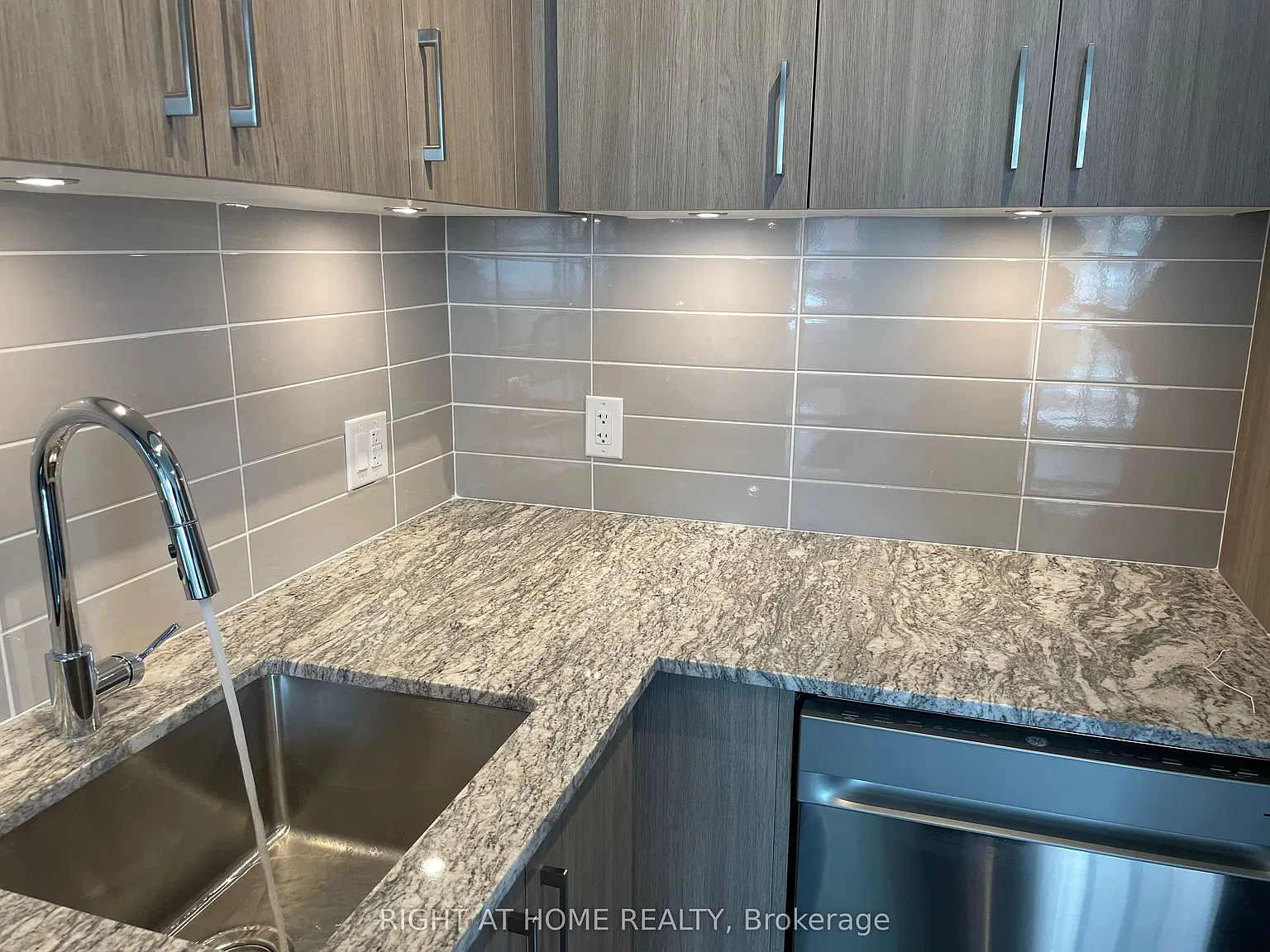 1 bed, $2,250 — Photo 4