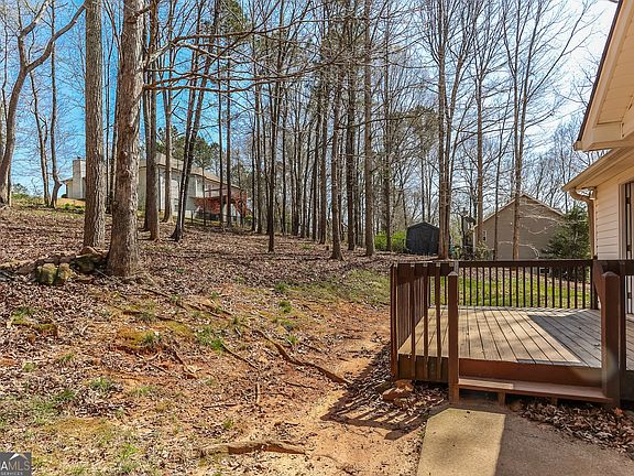 2nd image of 213 Lost Lake Way