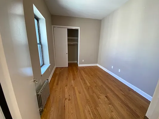 Rented by Mdays Realty | media 22