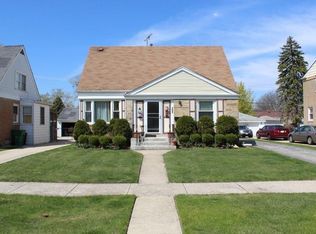 1942 Portsmouth Ave, Westchester, IL 60154