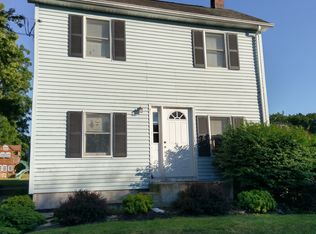 52 E Grand St, Hampton, NJ 08827