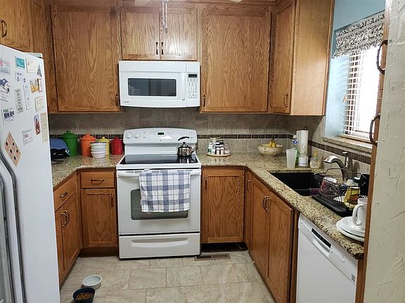 5th image of 2243 N Bramblewood St APT 1101