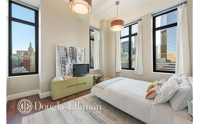 Sold by Douglas Elliman | media 8