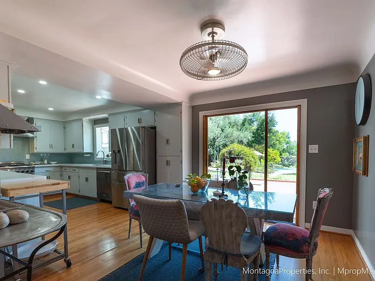 16911 Kennedy Rd — Photo 33