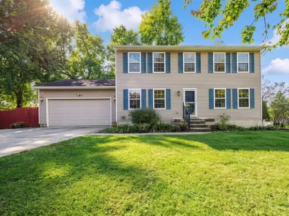 7687 Christine Ave, West Chester, OH 45241