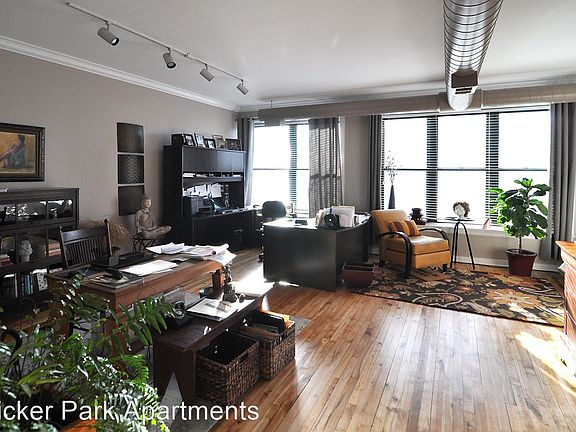 2nd image of 1121-23 N Ashland Ave #1121-2