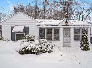 2484 Lincoln St, Muskegon, MI 49441