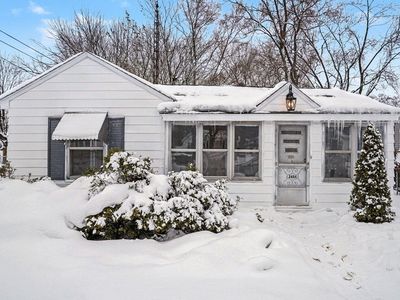 2484 Lincoln St, Muskegon, MI, 49441
