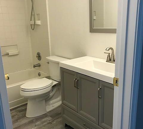 Upstairs Bath