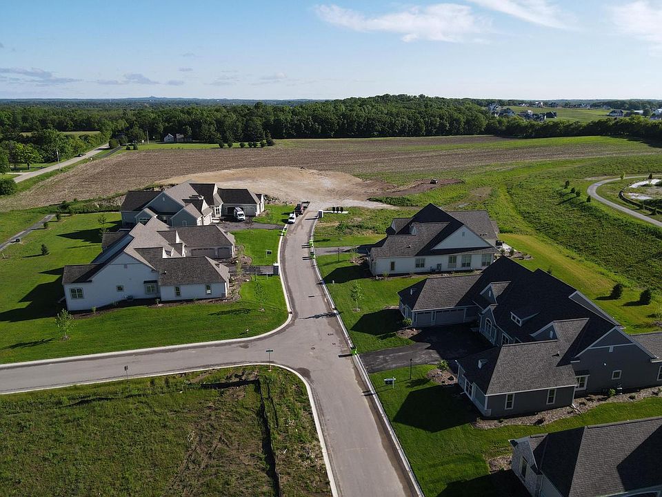 Sandhill Condominium 1505 Sandhill Blvd Hartland WI Zillow