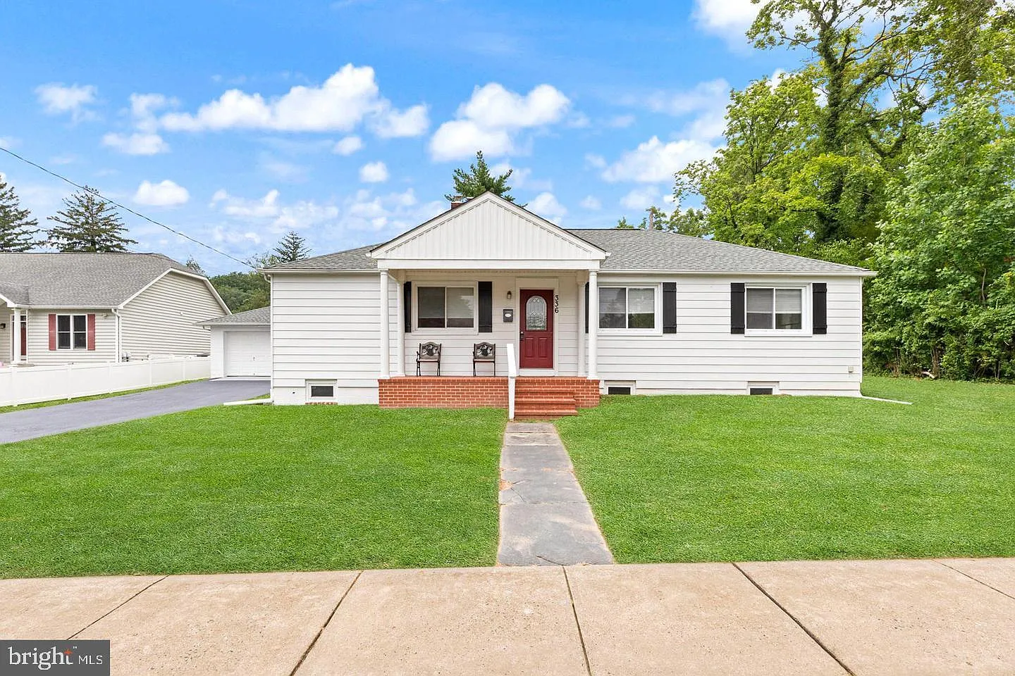 5 bed, 2.0 bath, 2359 sqft, $3,150 — Photo 1