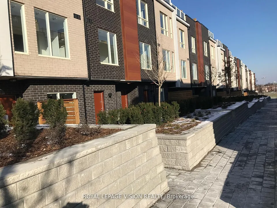 1363 Neilson Rd #29
