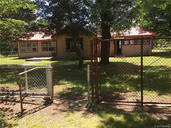 5th image of 10555 Pierce Ave
