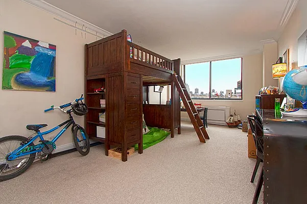 Rented by Olshan Realty | media 96