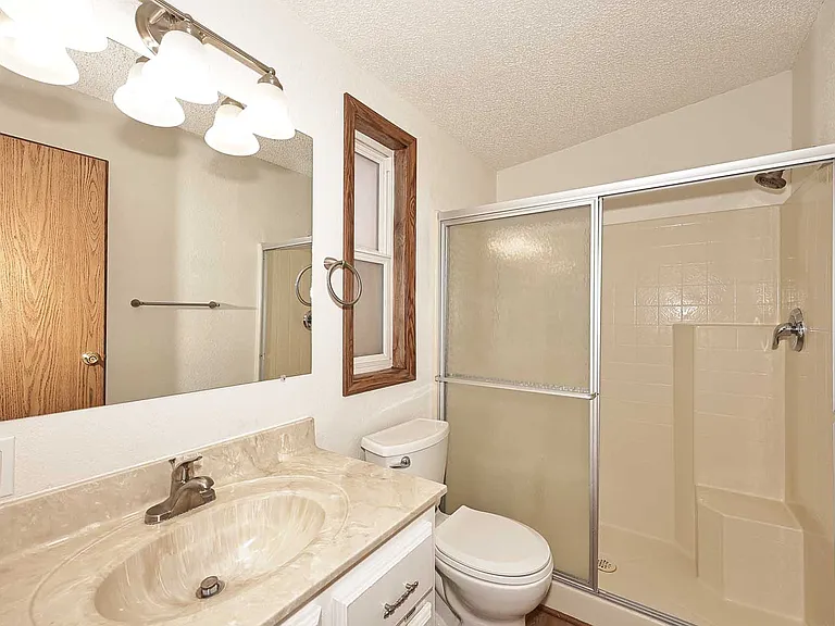 6249 S Pinehurst Dr — Photo 23
