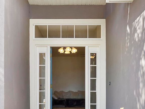 3rd image of 960 Oak Arbor Cir