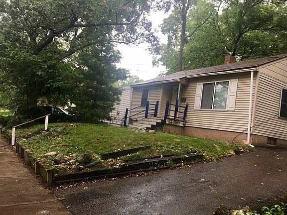 5th image of 2126 Towner Ave SW