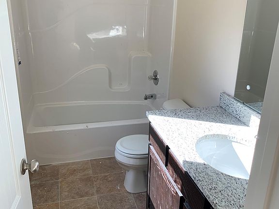 4th image of 6450 Elsinor Ct