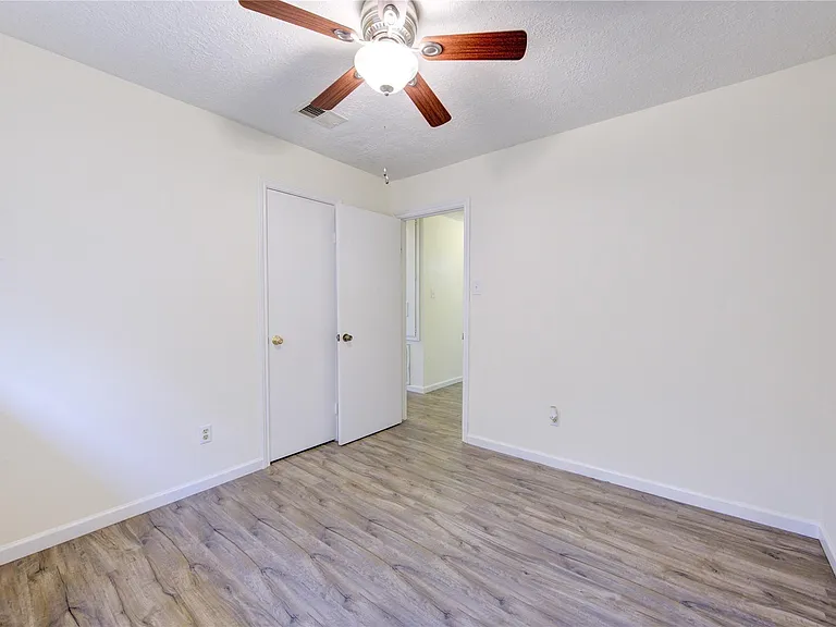 950 Grand Junction Dr — Photo 26