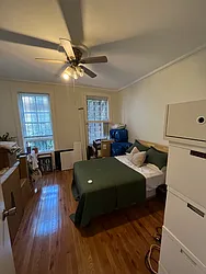 Rented by Green Line Realty