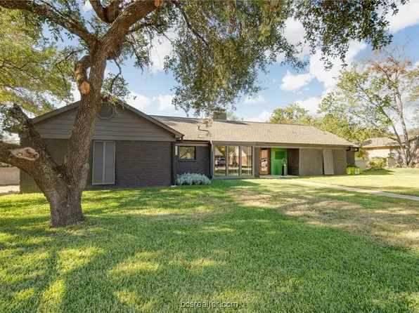1108 Skrivanek Dr, Bryan, TX 77802