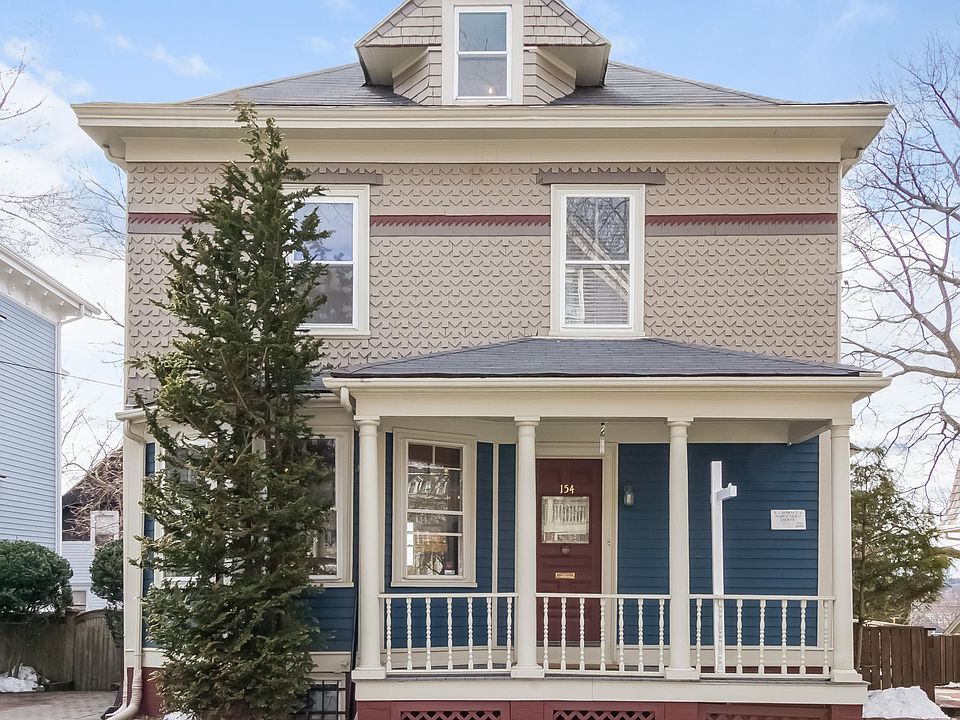R. Lawrence & Nancy Guild House, Built 1896
