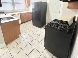 64 Gorham Ave #2, Hamden, CT 06514