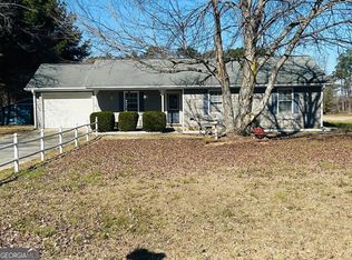 2755 Milton Bryan Dr, Loganville, GA 30052