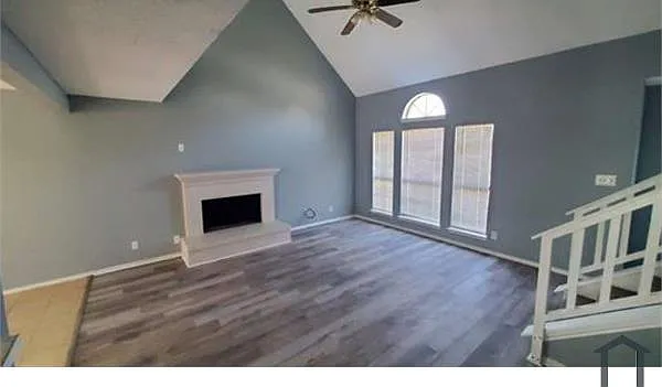 3804 O'B Crowe Dr — Photo 1