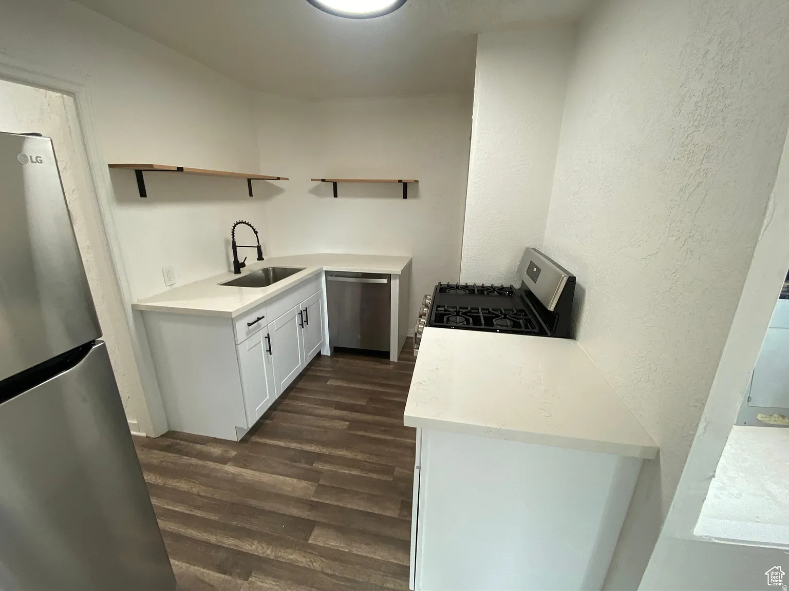 2136 Monroe Blvd — Photo 4