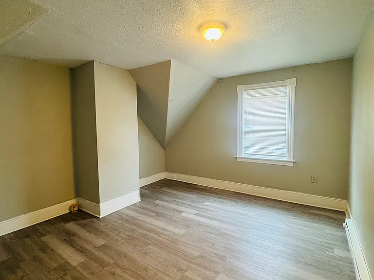 736-738 Central St #2 — Photo 12
