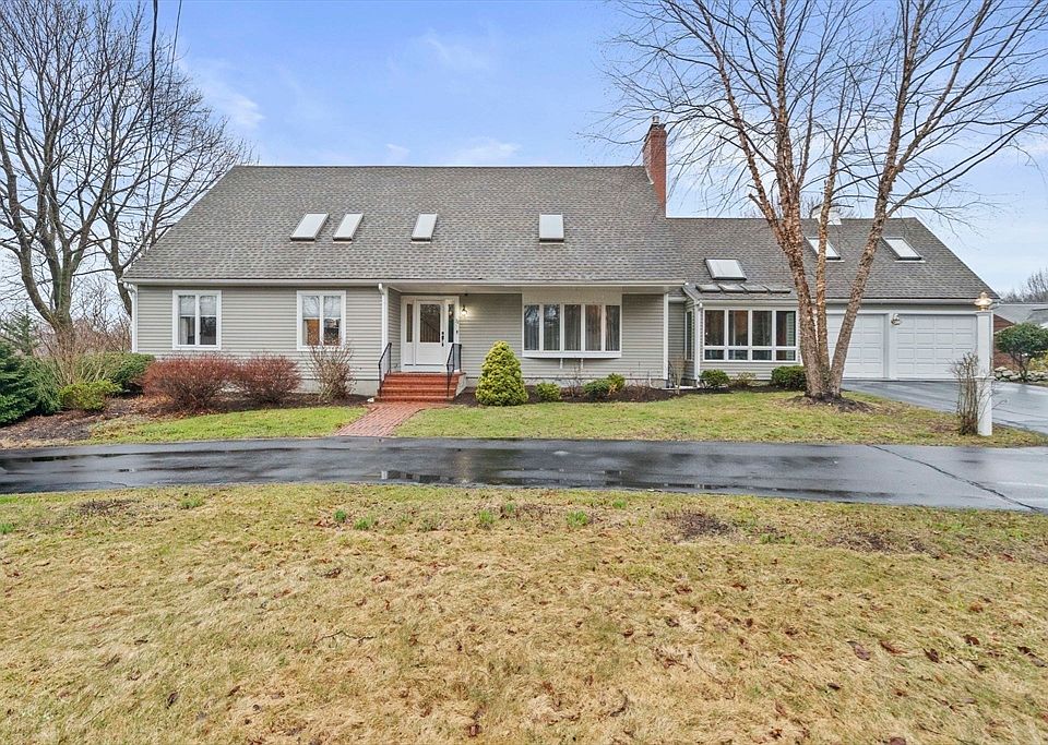 1st image of 32 Ann Vinal Rd