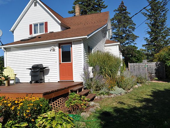 4th image of 1301 11th Ave W