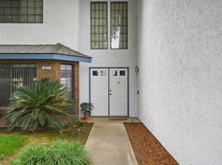 1977 Irving Cir, Tulare, CA